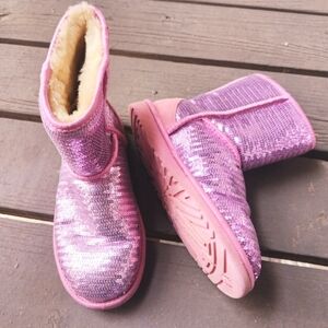 UGG Classic Short Sparkles Pink Sequins Boots Women's Size 6